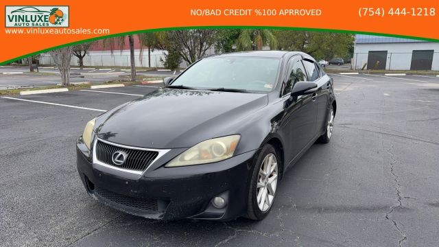2011 LEXUS IS