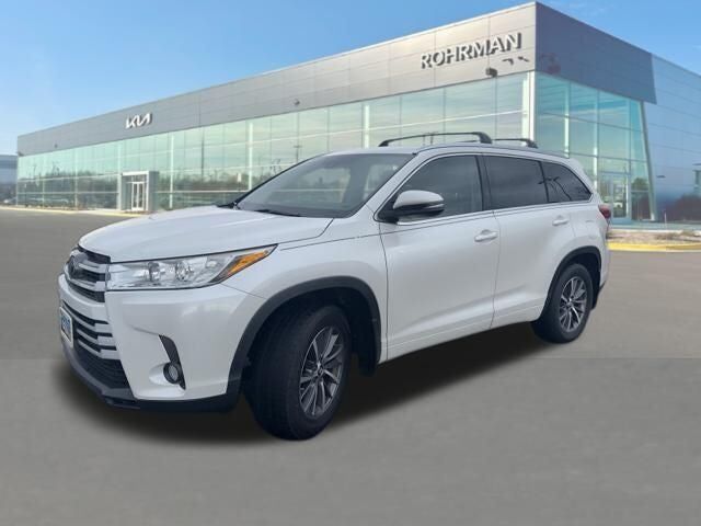 2017 TOYOTA Highlander