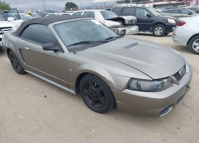 2002 FORD Mustang