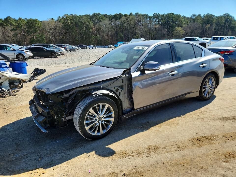 2023 INFINITI Q50