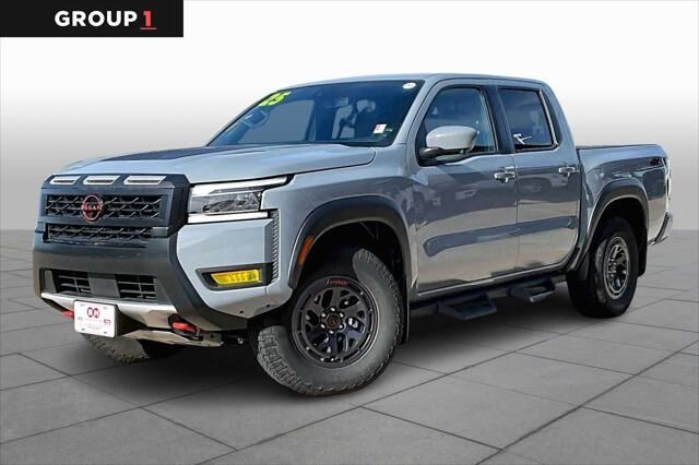 2025 NISSAN Frontier