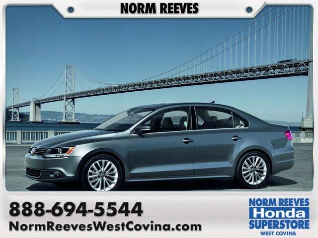 2012 VOLKSWAGEN Jetta