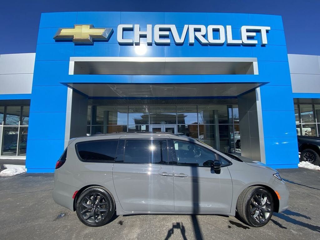 2025 CHRYSLER Pacifica