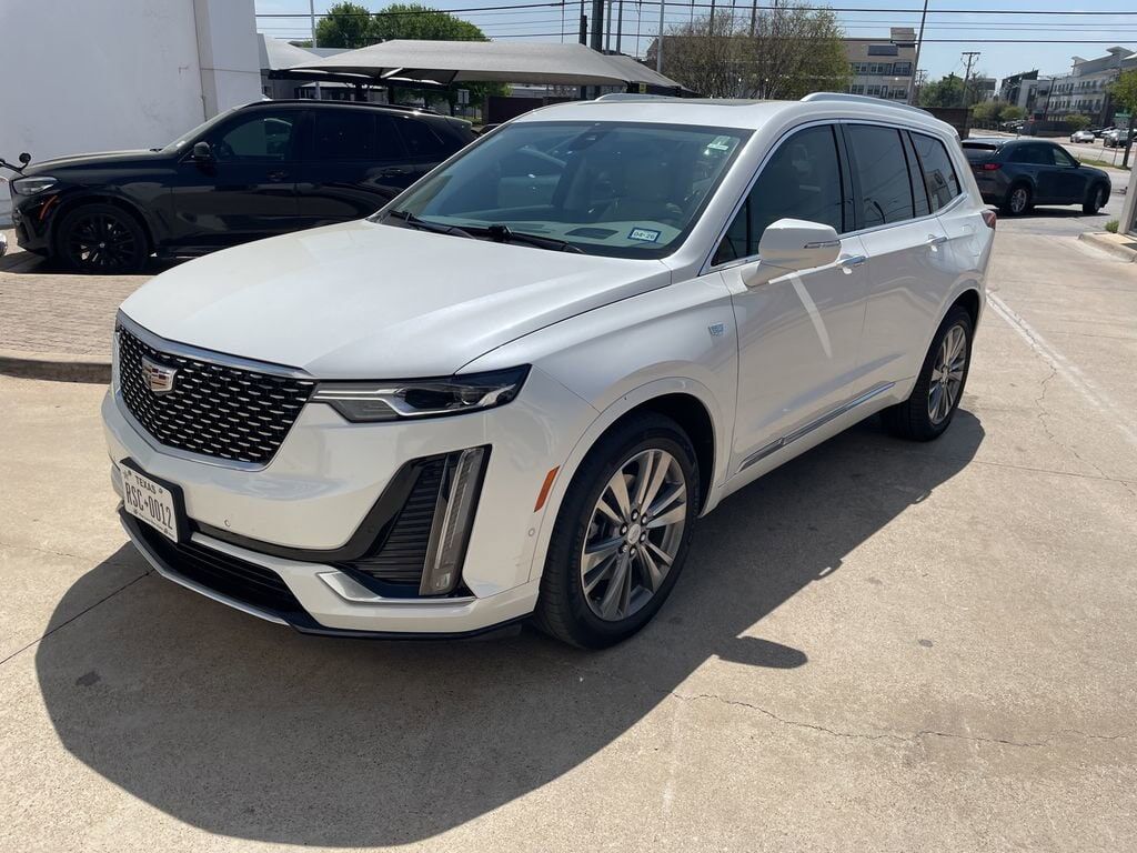 2022 CADILLAC XT6