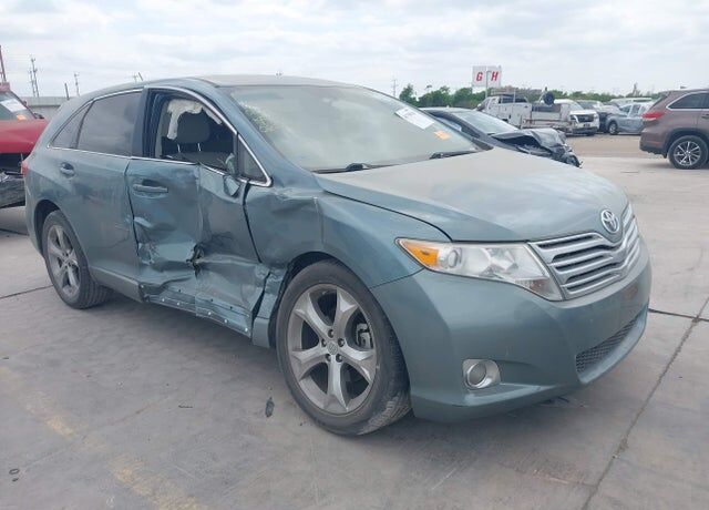 2010 TOYOTA Venza