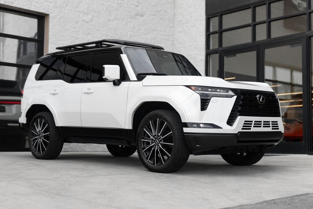 2024 LEXUS GX