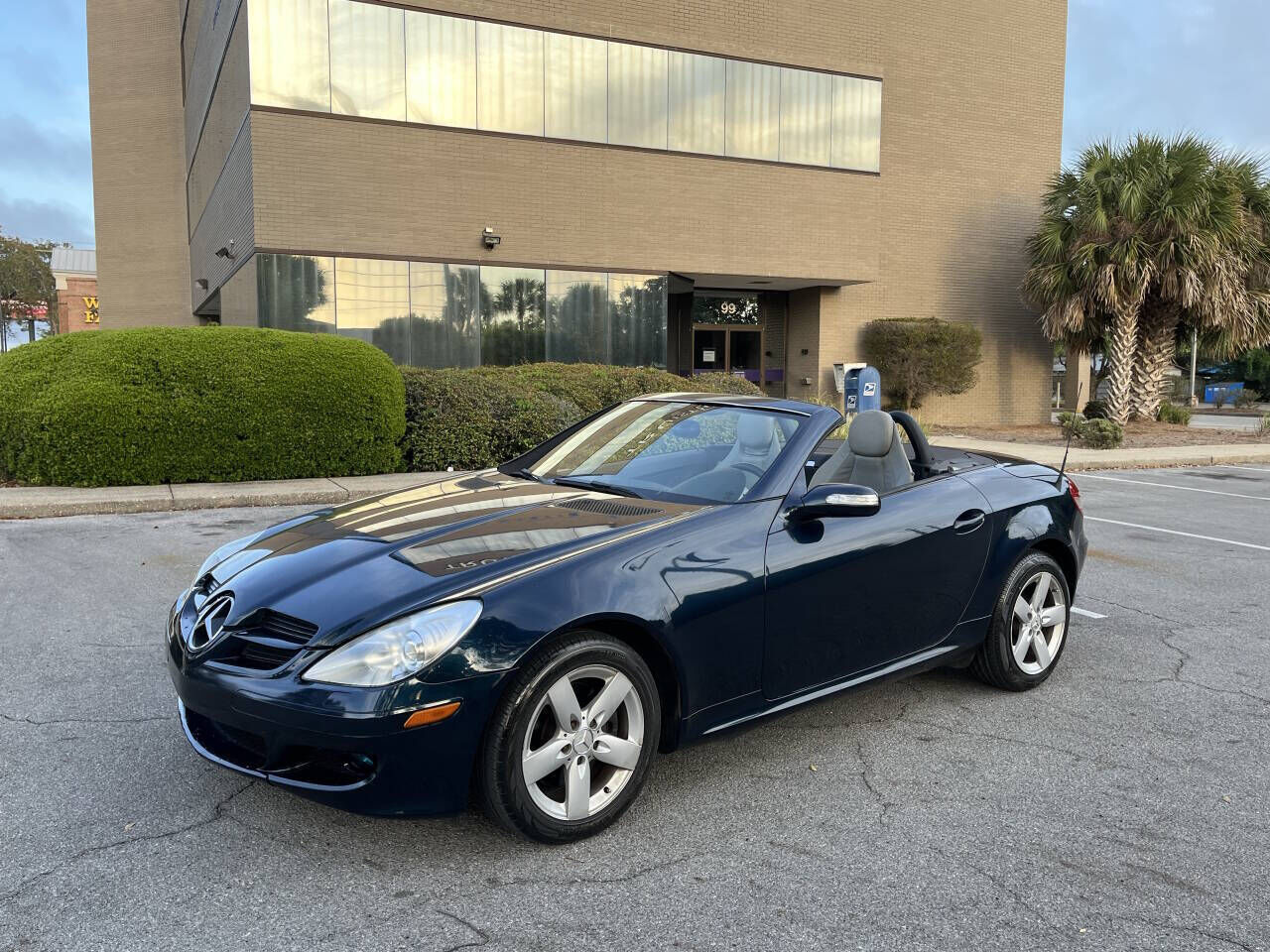 2006 MERCEDES-BENZ SLK-Class