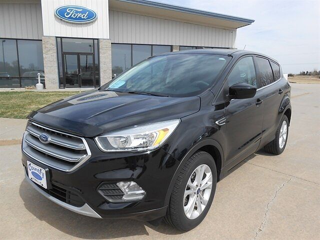 2017 FORD Escape