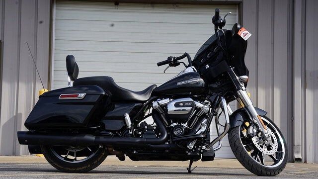 2021 HARLEY DAVIDSON FLHX / Street Glide