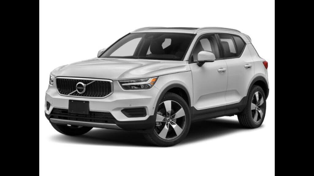 2020 VOLVO XC40
