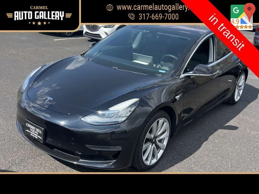 2018 TESLA Model 3