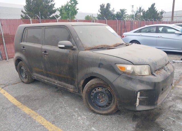 2015 TOYOTA SCION