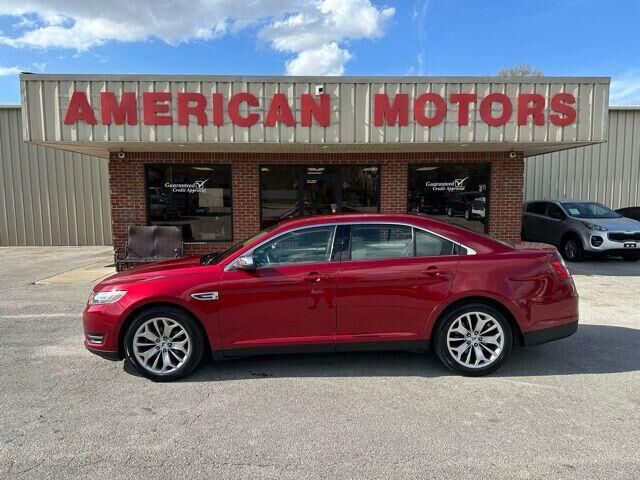2013 FORD Taurus