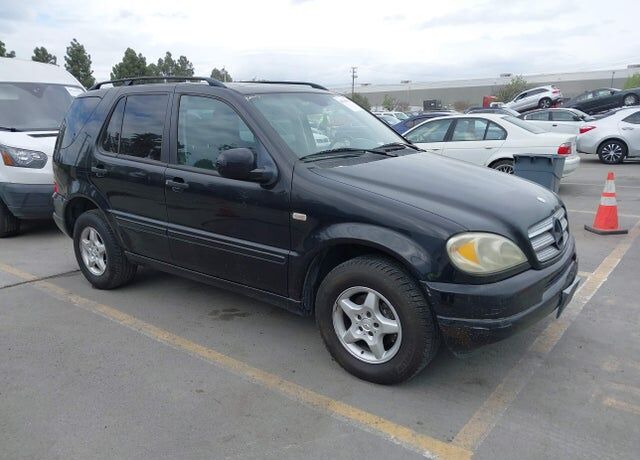 2001 MERCEDES-BENZ M-Class