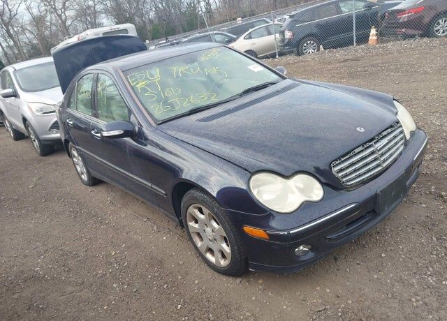 2005 MERCEDES-BENZ C-Class