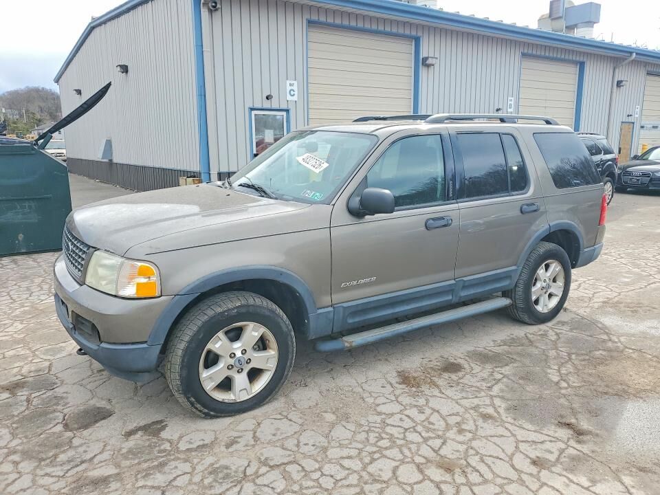 2004 FORD Explorer