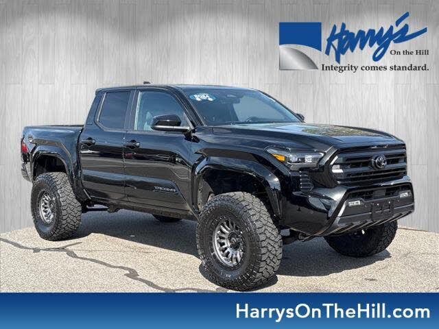 2024 TOYOTA Tacoma