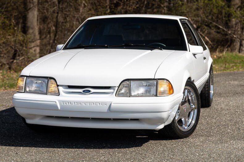 1987 FORD Mustang