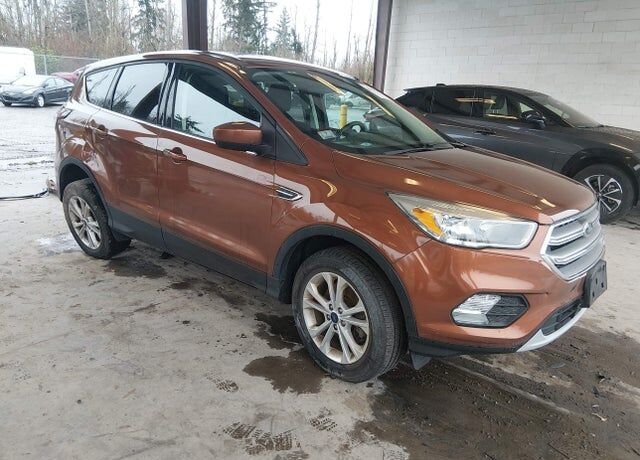 2017 FORD Escape