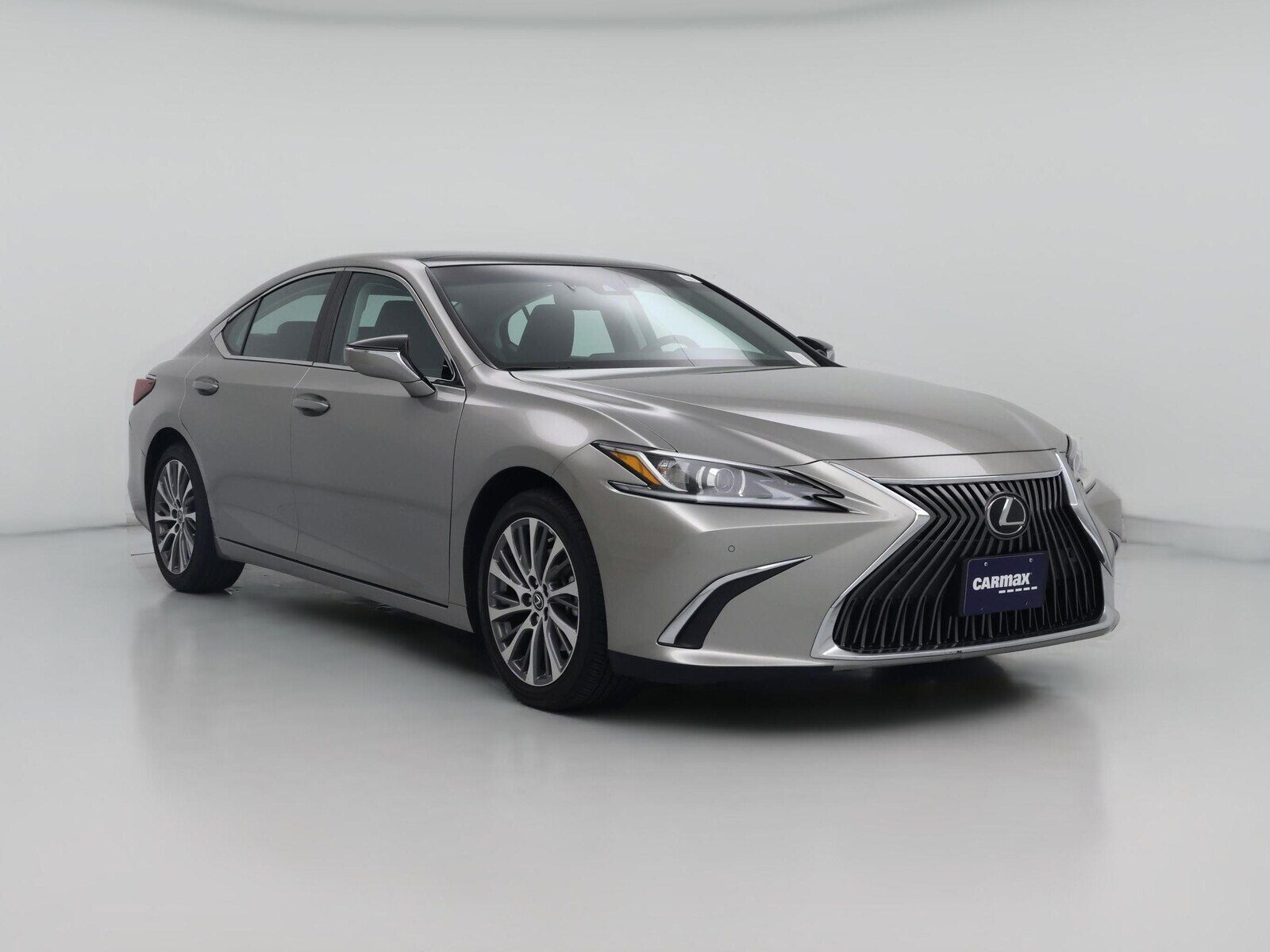 2019 LEXUS ES