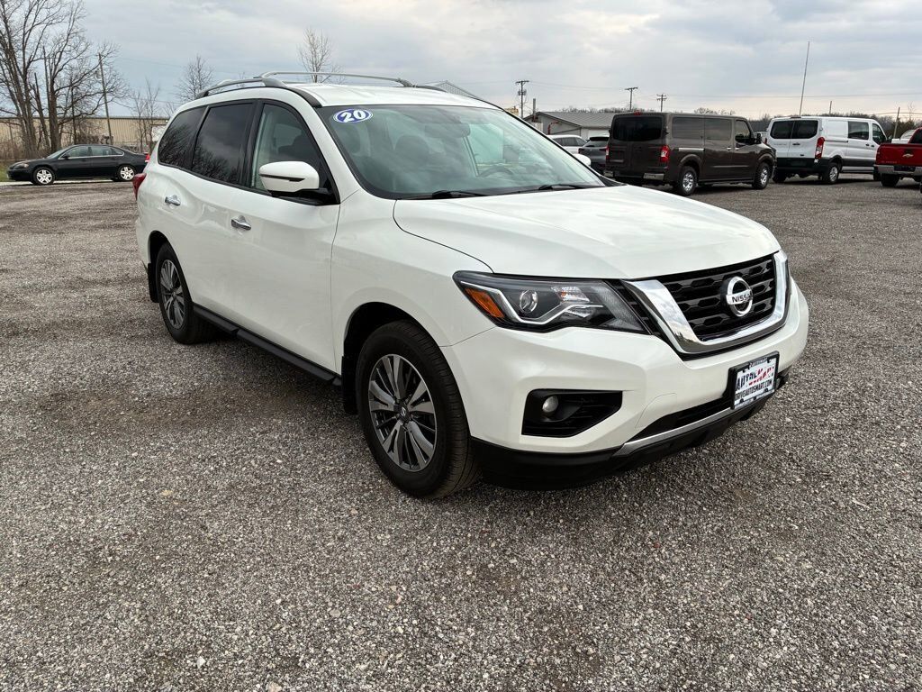 2020 NISSAN Pathfinder