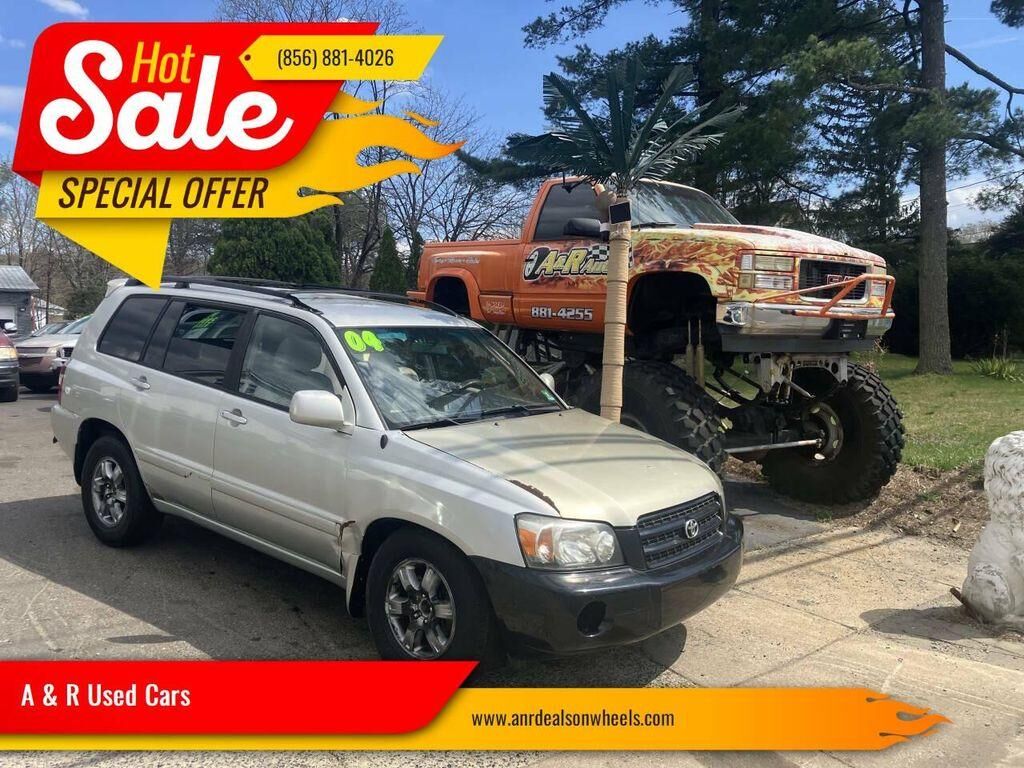 2004 TOYOTA Highlander