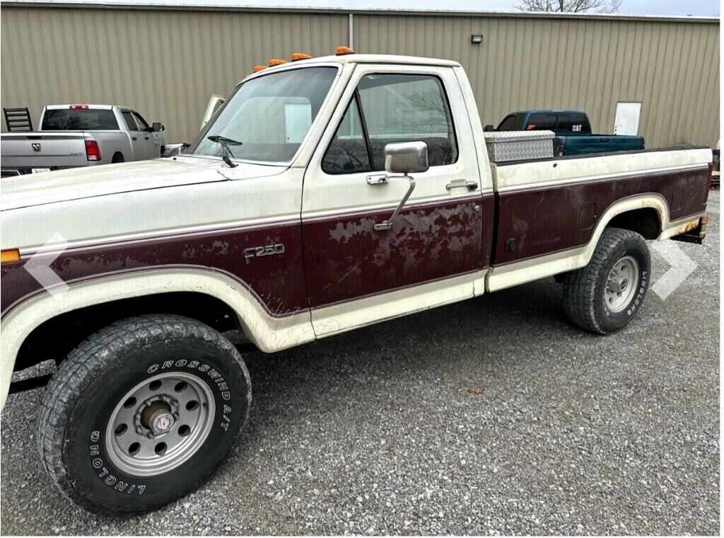 1985 FORD F-250