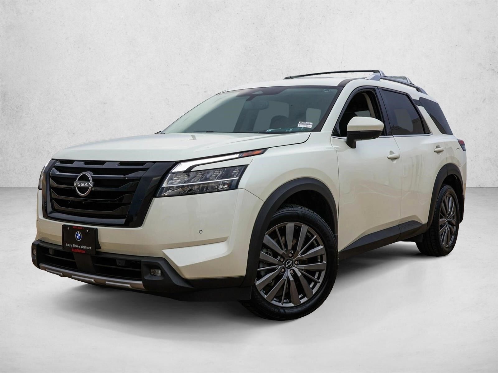 2022 NISSAN Pathfinder