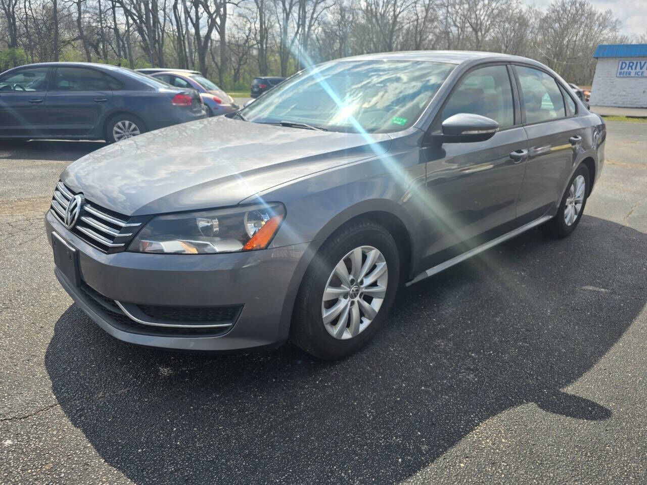 2012 VOLKSWAGEN Passat