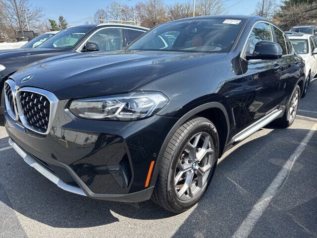 2025 BMW X4