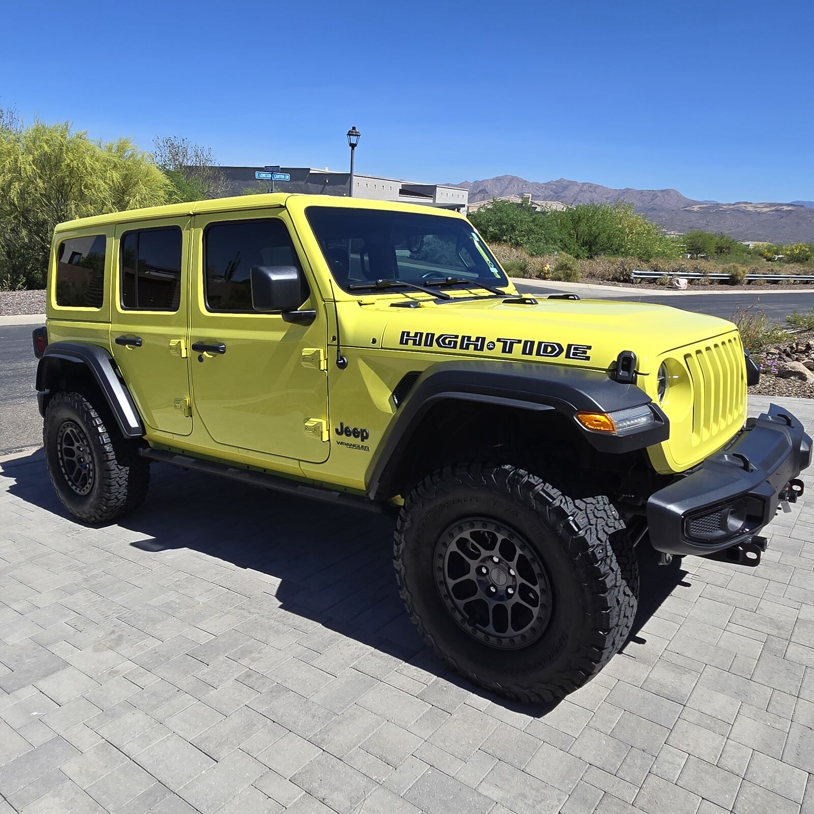 2022 JEEP Wrangler