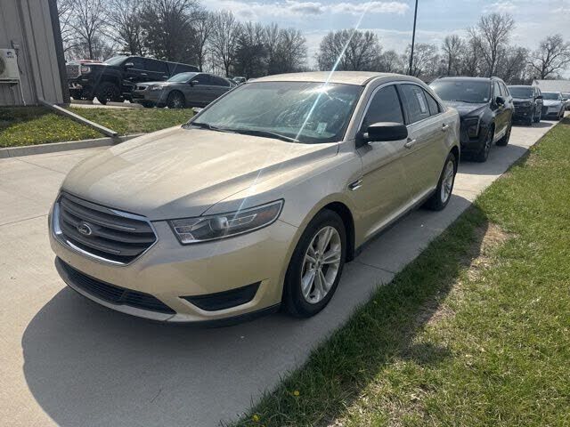 2018 FORD Taurus