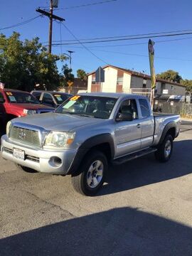 2005 TOYOTA Tacoma