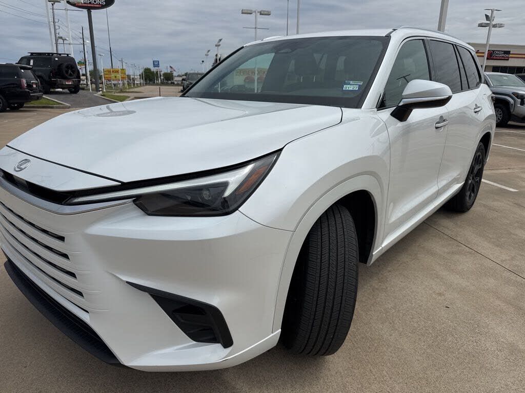 2024 LEXUS TX