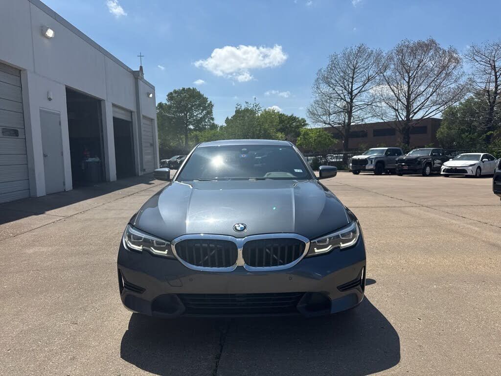 2020 BMW 330i