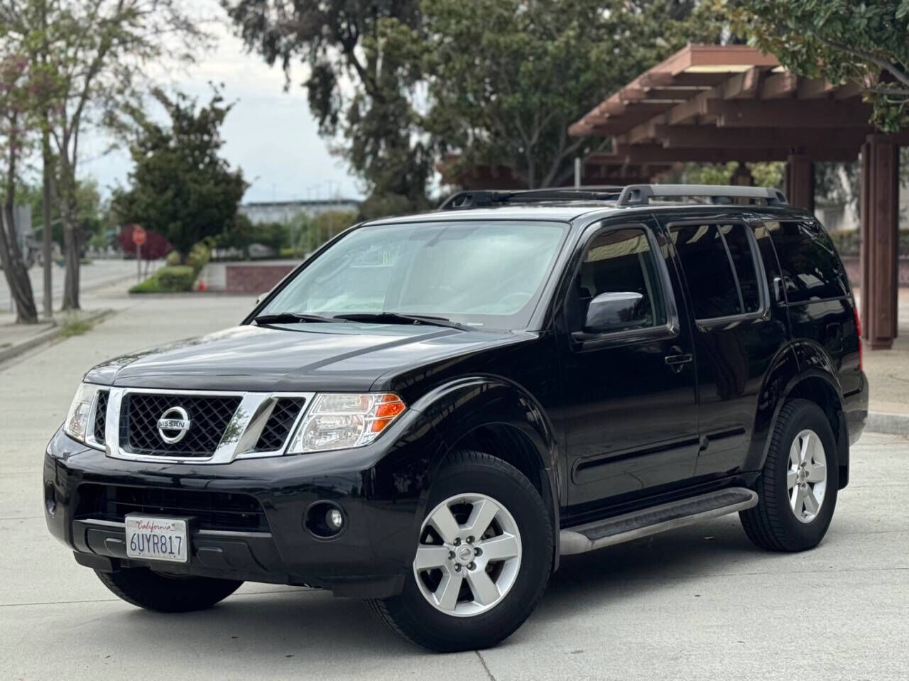 2012 NISSAN Pathfinder