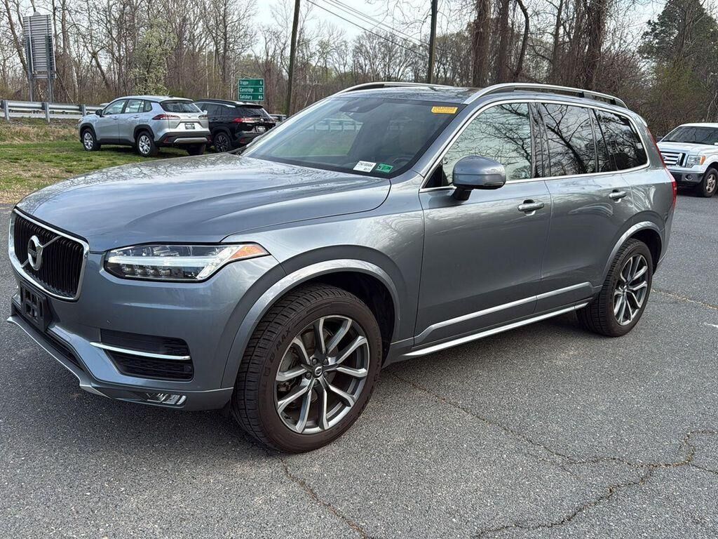 2019 VOLVO XC90