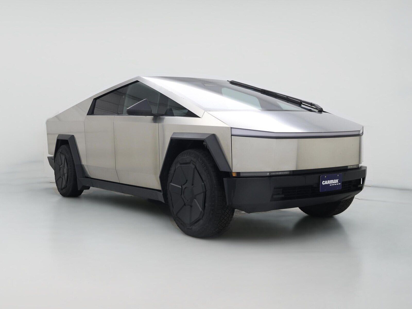 2024 TESLA Cybertruck