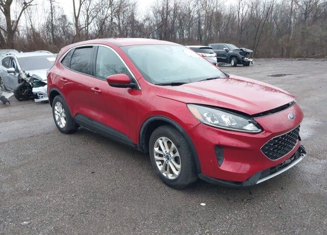 2020 FORD Escape