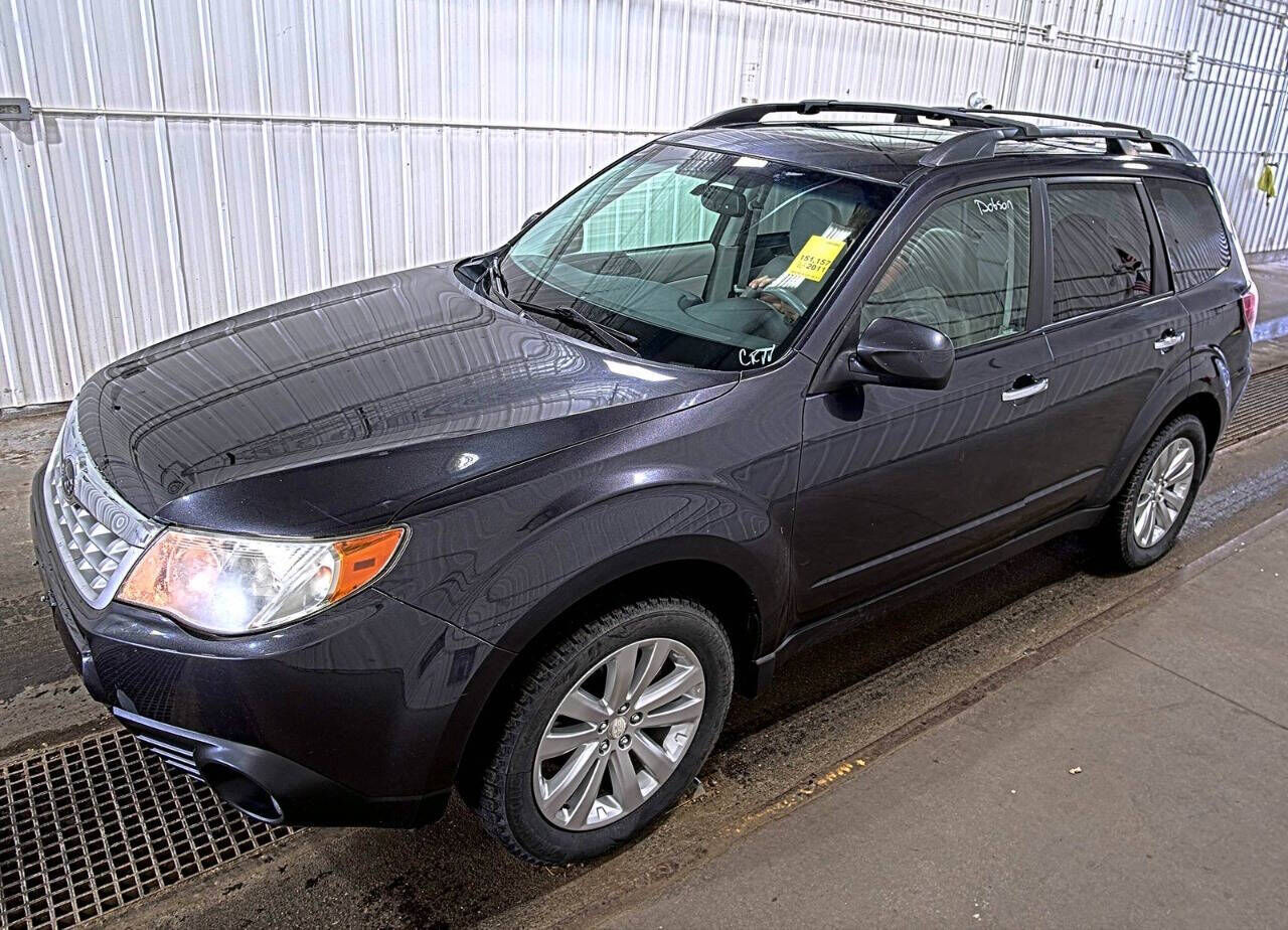 2011 SUBARU Forester