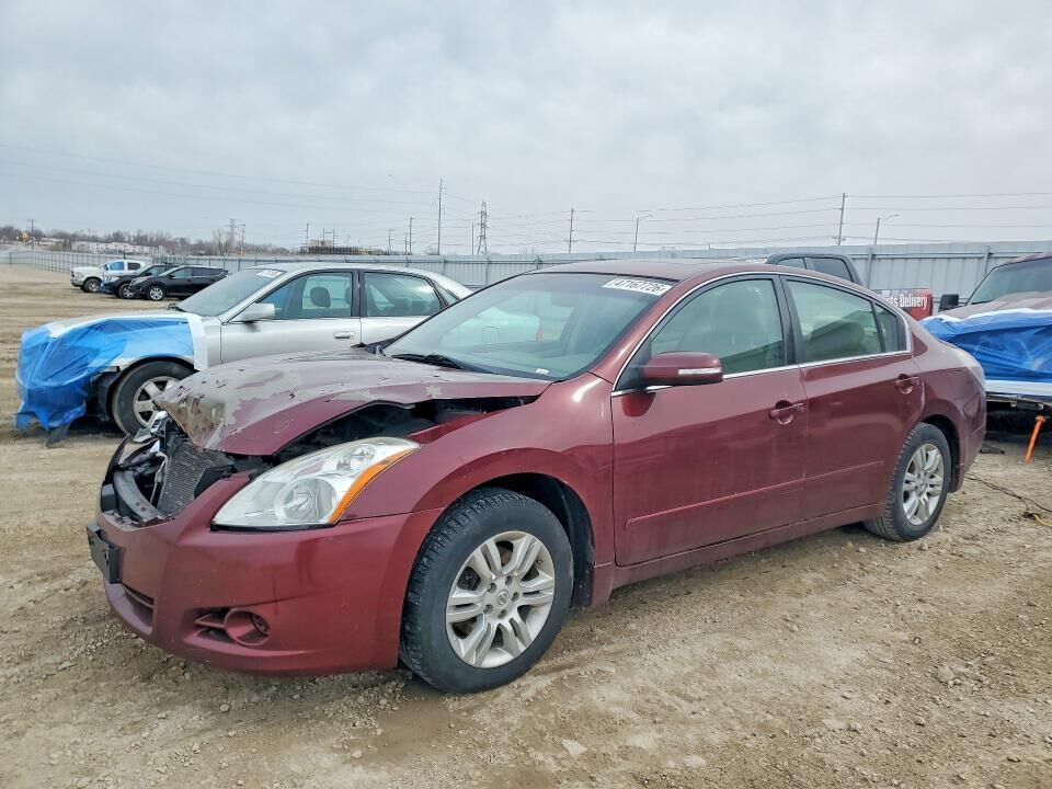 2010 NISSAN Altima