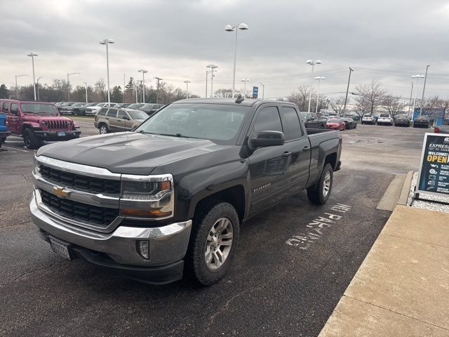 2018 CHEVROLET Silverado