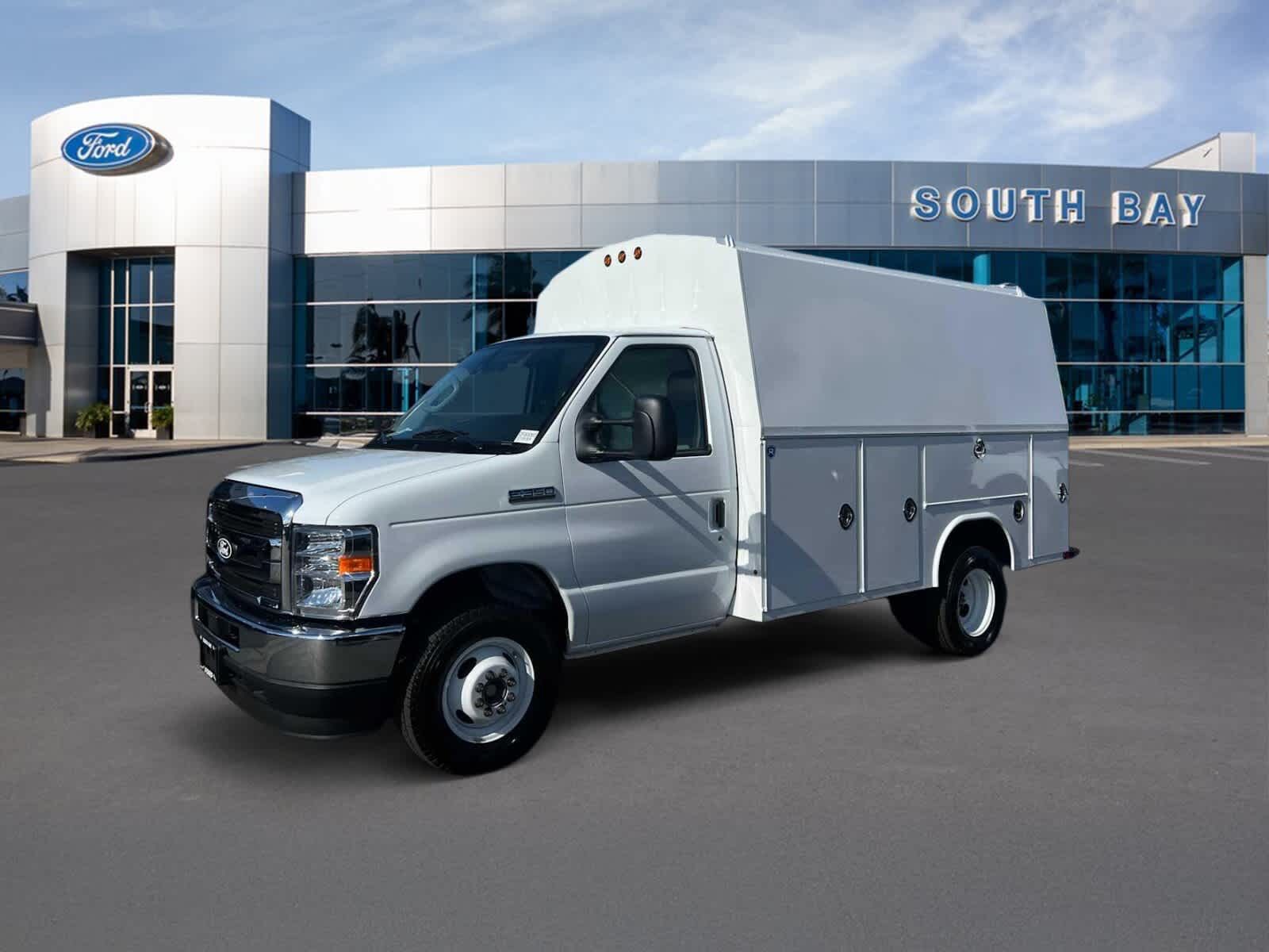 2026 FORD E-350