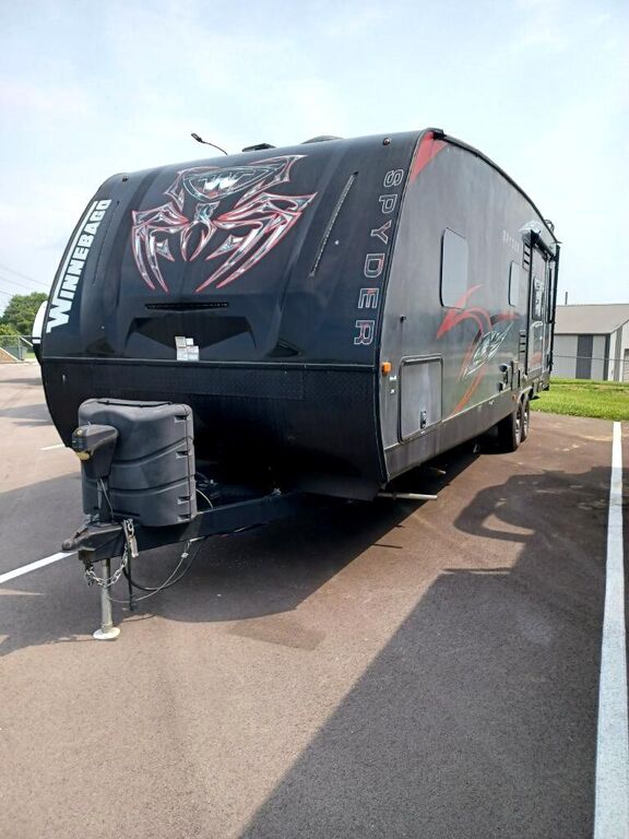 2017 WINNEBAGO OF INDIANA Ultralite