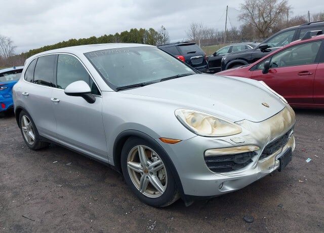 2011 PORSCHE Cayenne