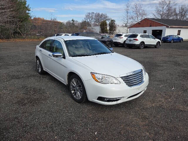 2013 CHRYSLER 200