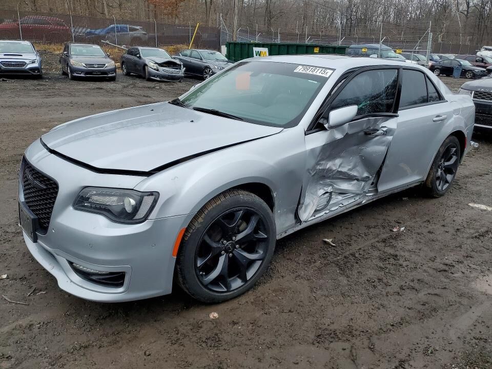 2022 CHRYSLER 300