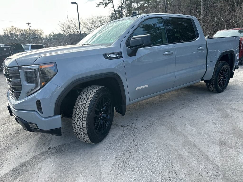 2024 GMC Sierra