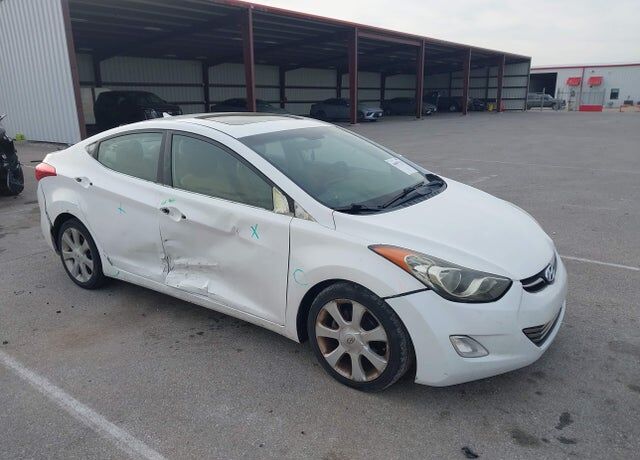 2011 HYUNDAI Elantra
