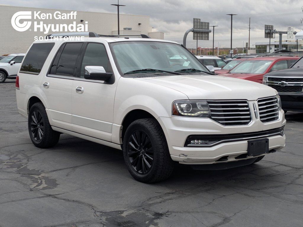 2017 LINCOLN Navigator